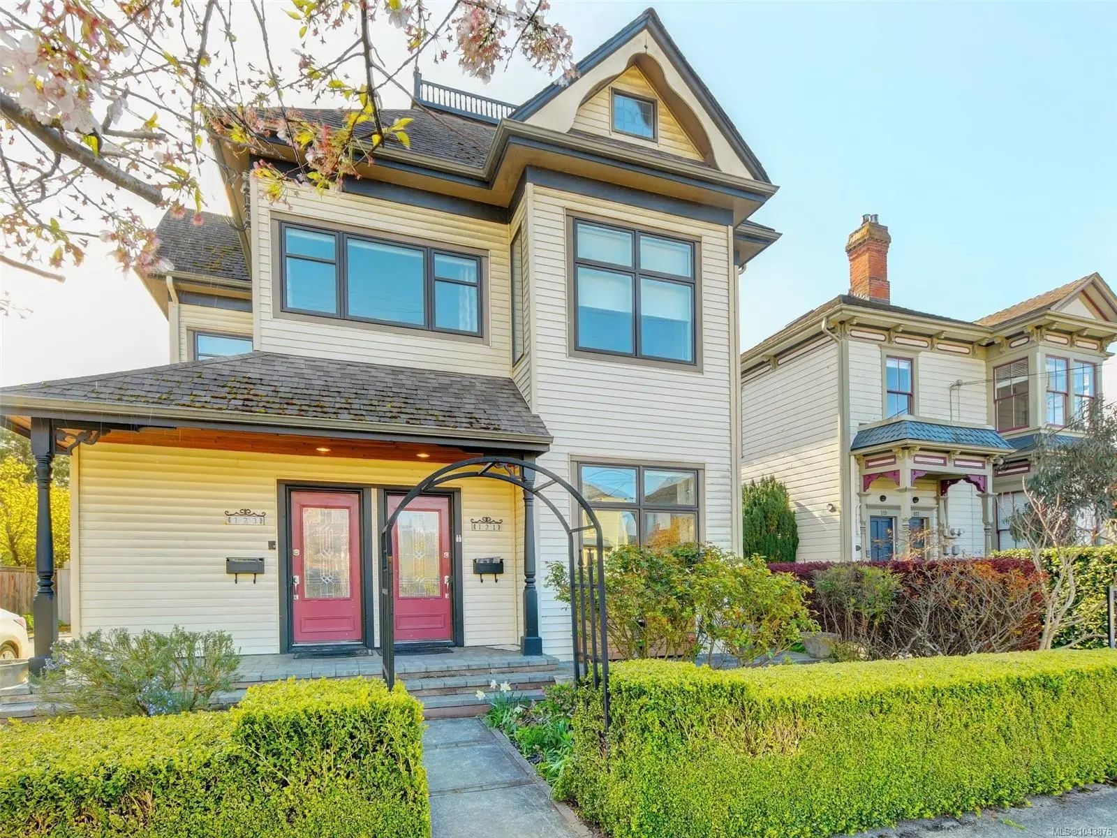 Homes for Sale in Victoria, BC
