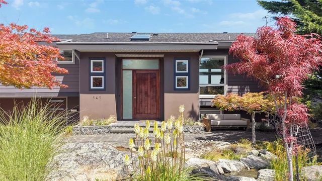 4 of 70 - 141 Denison Rd, Oak Bay, BC