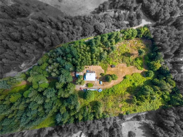 2 of 66 - 3301 Amies Rd, Pender Island, BC