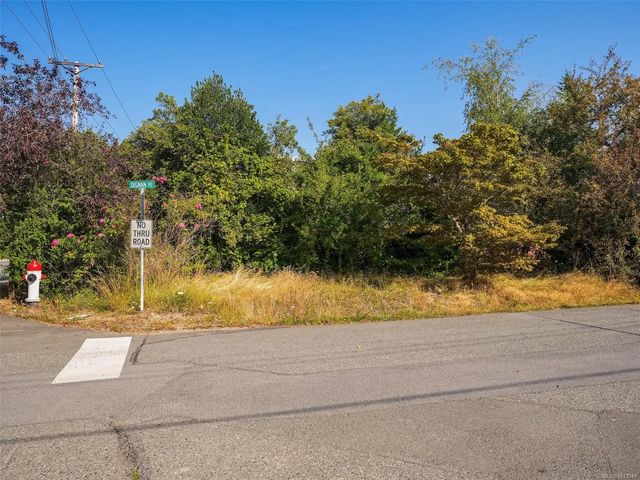 3 of 15 - 1170 Dignan Rd, Central Saanich, BC
