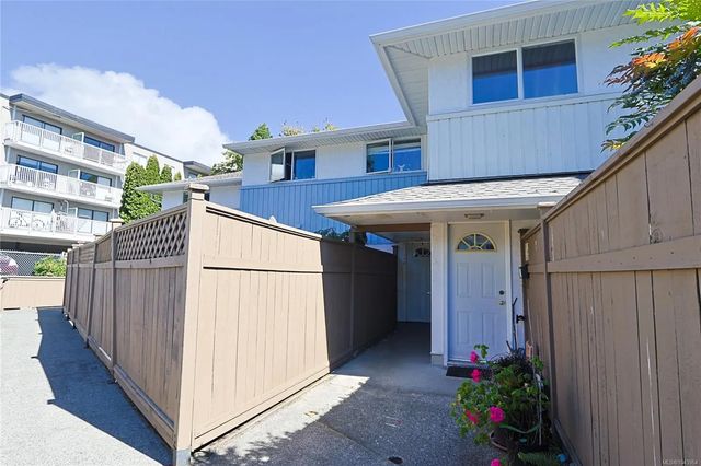 2 of 27 - 724 Sea Terr 114, Victoria, BC