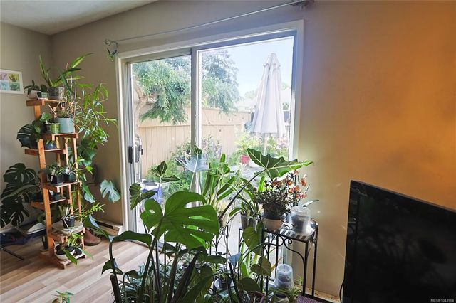 4 of 27 - 724 Sea Terr 114, Victoria, BC