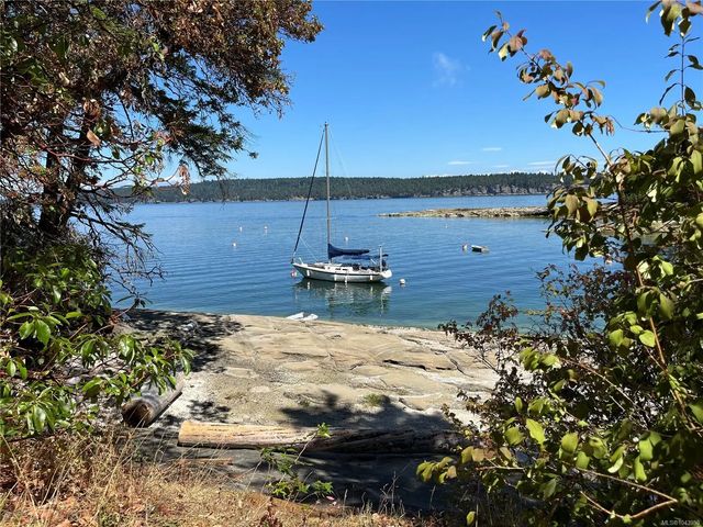 5 of 32 - Lt 32 Ruxton Island, Ruxton Island, BC
