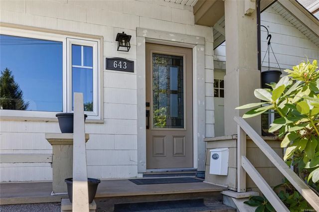 5 of 28 - 643 Kennedy St, Nanaimo, BC