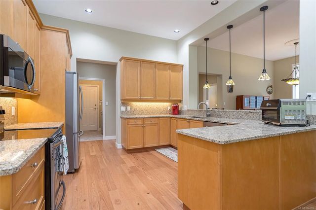 4 of 64 - 1384 Cape Cod Dr, Parksville, BC