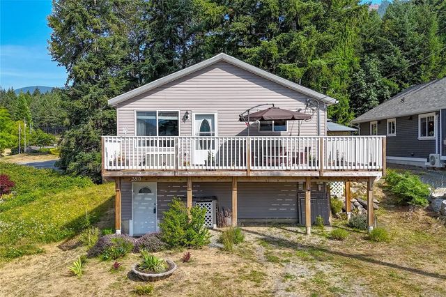 2 of 48 - 280 Lake Park Rd, Lake Cowichan, BC