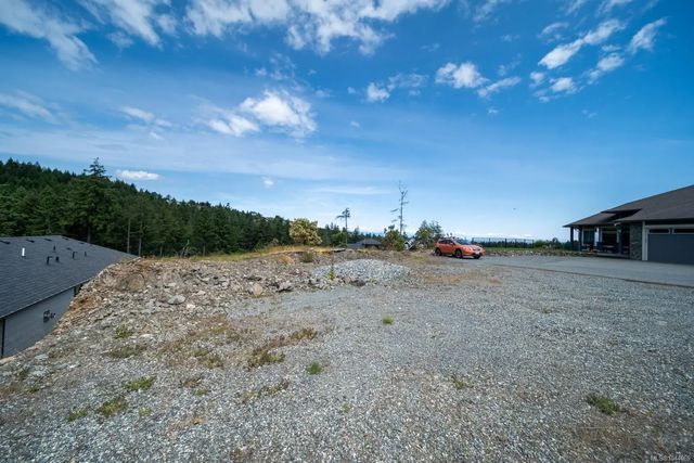 4 of 25 - 104 Bray Rd, Nanaimo, BC