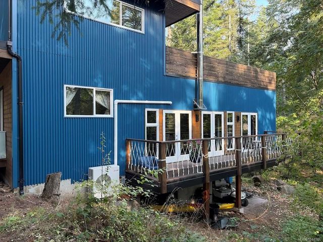 3 of 52 - 24 Pirate Pl, Protection Island, BC