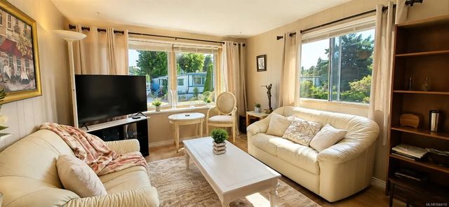4 of 20 - 2625 Mansfield Dr 6, Courtenay, BC