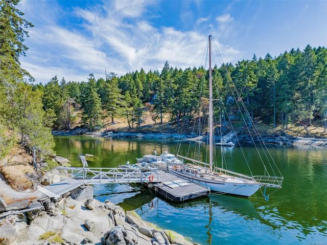 3 of 43 - 1 Eaglet Island , Decourcy Island, BC