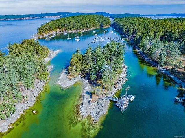 5 of 43 - 1 Eaglet Island , Decourcy Island, BC