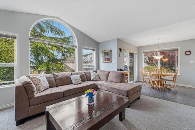 2 of 58 - 1107 Aery View Way, French Creek, BC