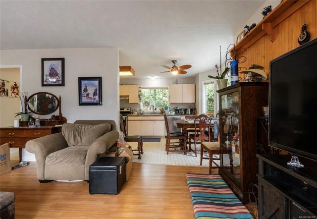 5 of 28 - 135 Macdonald Rd, Lake Cowichan, BC