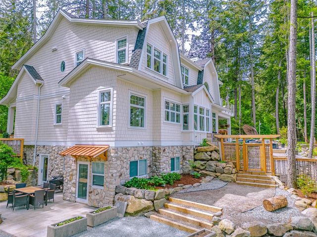 4 of 58 - 3973 Cove Rd, Ladysmith, BC