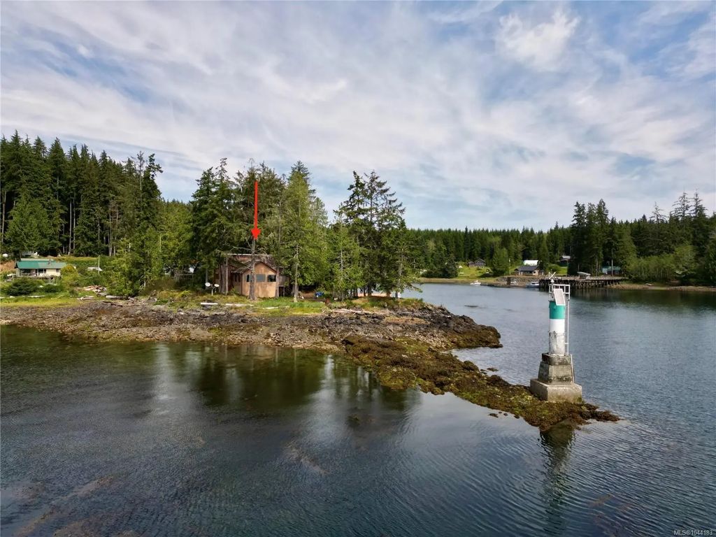 185 Leeson Point Rd, Quatsino