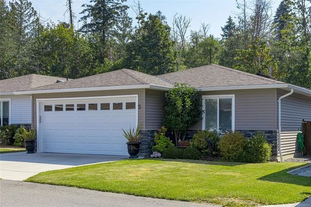 4 of 37 - 7586 Tetayut Rd 5, Central Saanich, BC