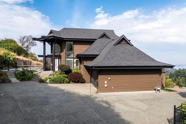 3 of 93 - 3392 Haida Dr, Colwood, BC