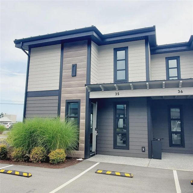 2 of 47 - 1175 Resort Dr 35, Parksville, BC