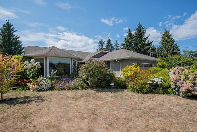 2 of 67 - 1216 Gilley Cres, Parksville, BC