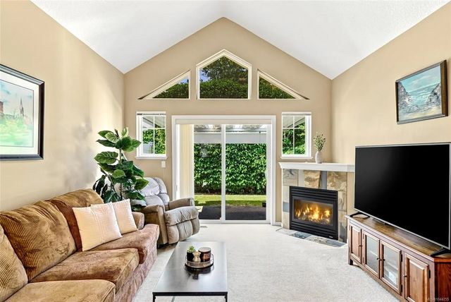 3 of 48 - 631 Blenkin Ave 17, Parksville, BC