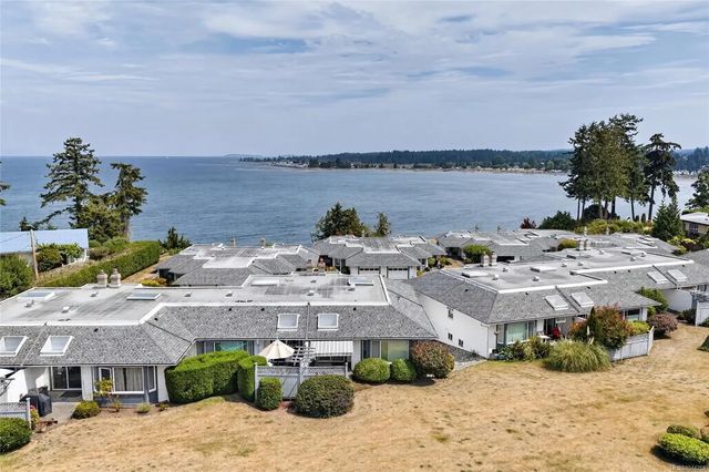 2 of 62 - 330 Dogwood St 113, Parksville, BC
