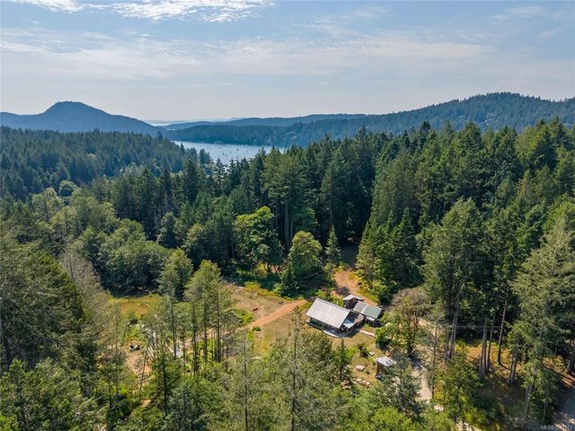 2 of 79 - 4501 Short Rd, Pender Island, BC