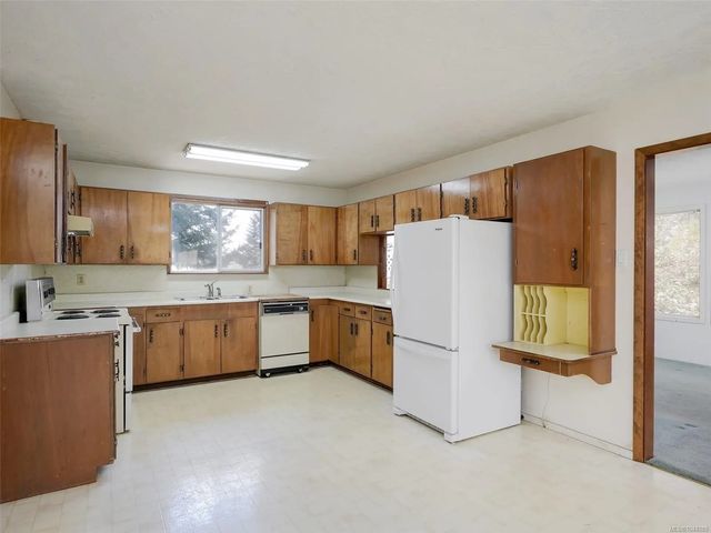 5 of 32 - 361 Cotlow Rd, Colwood, BC