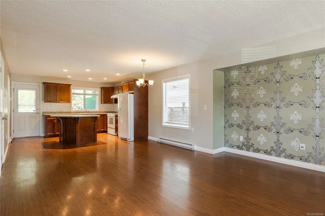 3 of 41 - 293 Applegreen Ave, Nanaimo, BC
