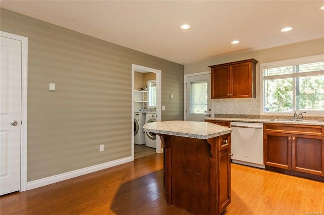 5 of 41 - 293 Applegreen Ave, Nanaimo, BC