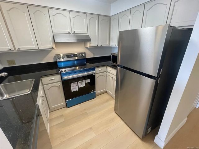 4 of 25 - 30 Cavan St 209, Nanaimo, BC