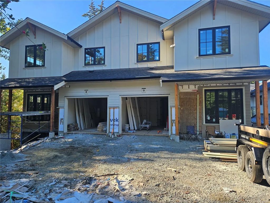 3942 Telegraph Bay Rd A, Saanich