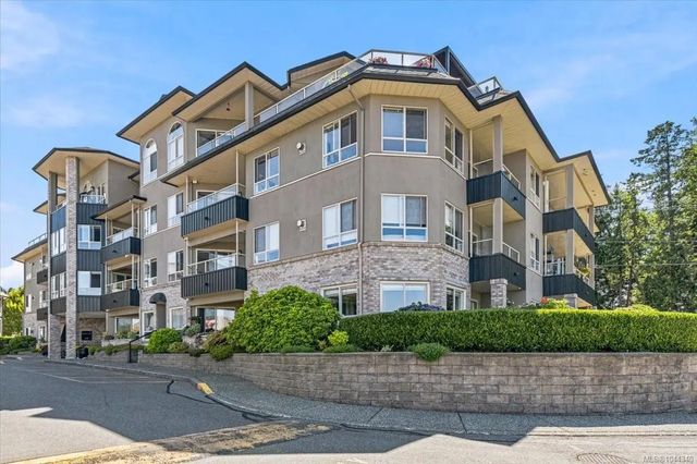 2 of 27 - 6738 Dickinson Rd 307, Nanaimo, BC