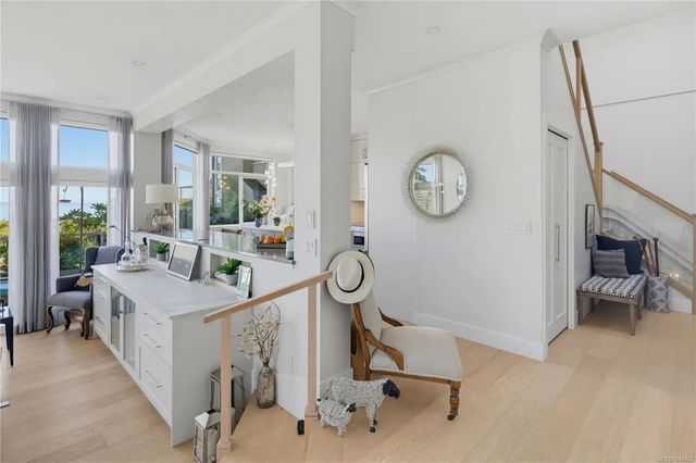 5 of 41 - 4771 Cordova Bay Rd 5, Saanich, BC
