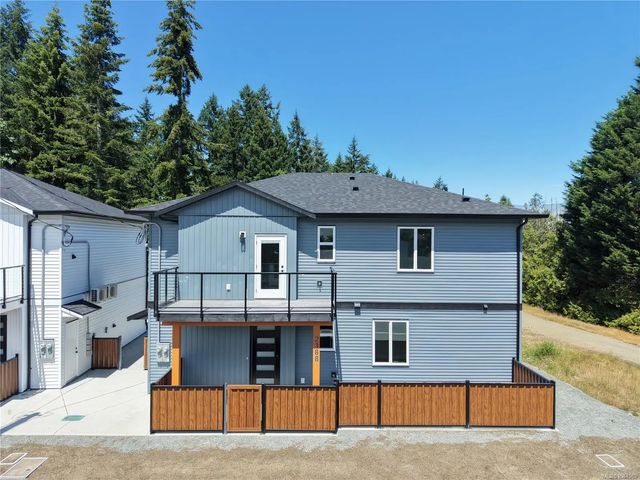 2 of 34 - 2188 Jingle Pot Rd 200, Nanaimo, BC