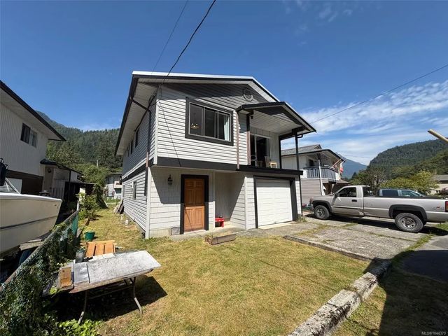 2 of 22 - 522 Alpine View Rd, Tahsis, BC
