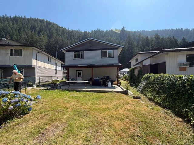 4 of 22 - 522 Alpine View Rd, Tahsis, BC