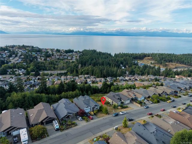 5 of 13 - 4666 Laguna Way, Nanaimo, BC