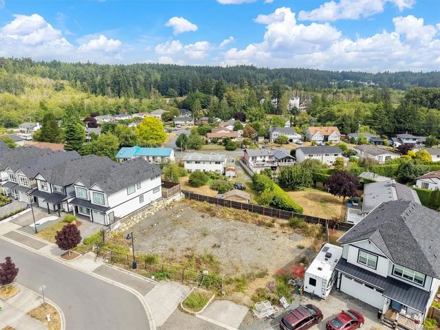 3 of 9 - 282 Seafield Rd, Colwood, BC
