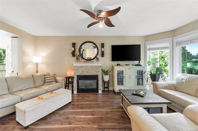 4 of 33 - 7978 Northview Dr, Crofton, BC