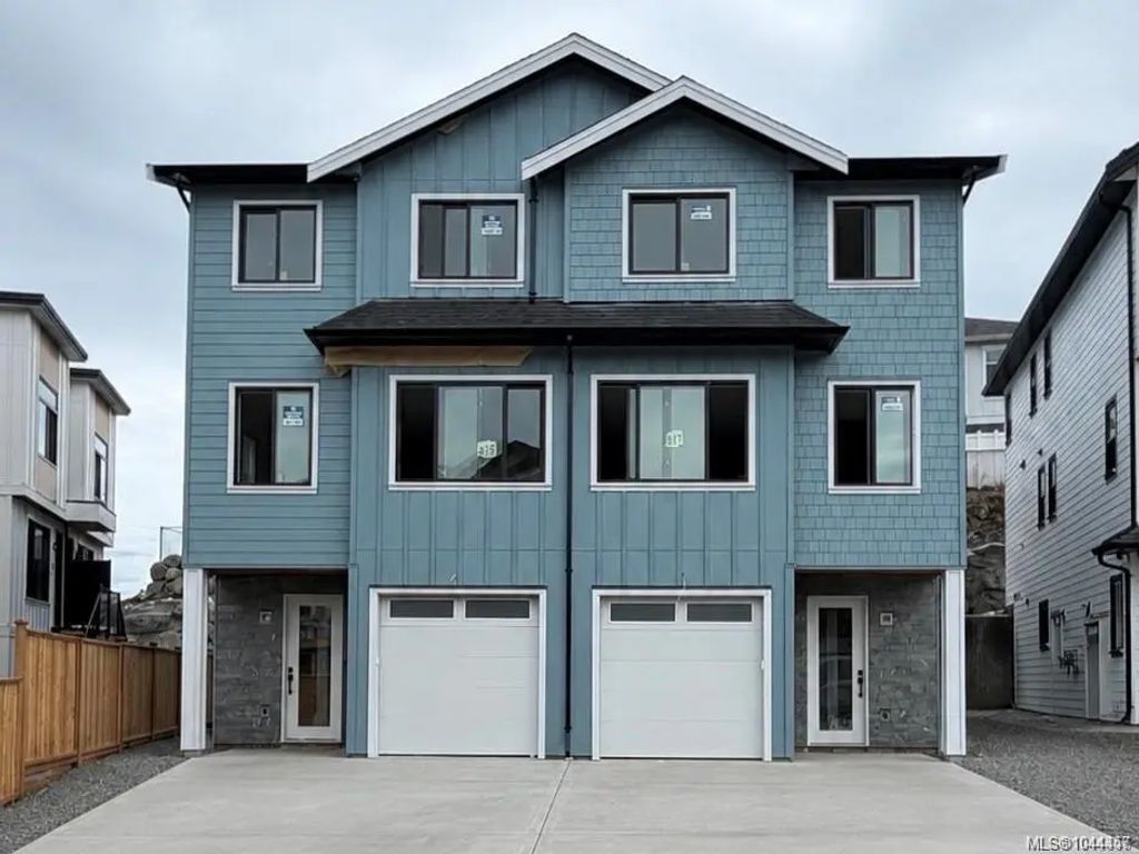 817 Blackbird Pl, Langford