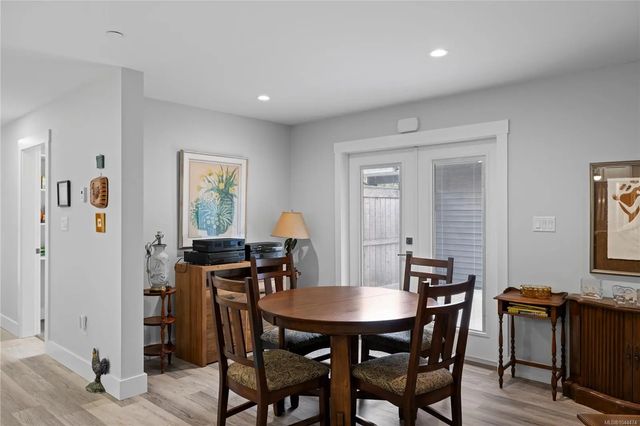 4 of 46 - 242 Sunningdale Rd E, Qualicum Beach, BC