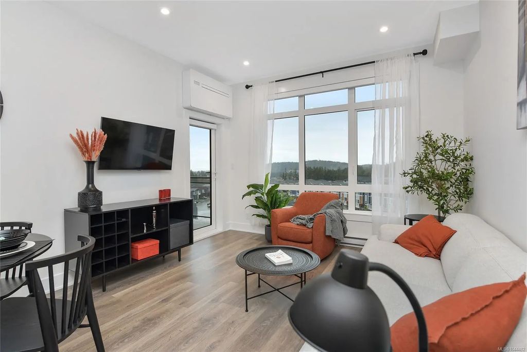 1114 Samar Cres 306, Langford