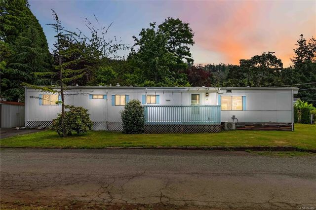 2 of 33 - 2607 Selwyn Rd 16, Langford, BC