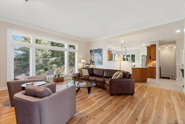5 of 36 - 609 Meadow Dr, Qualicum Beach, BC