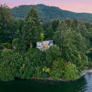 312 Roland Rd, Ladysmith