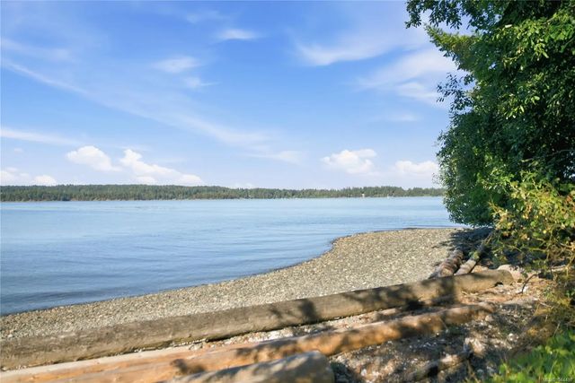 2 of 95 - 312 Roland Rd, Ladysmith, BC
