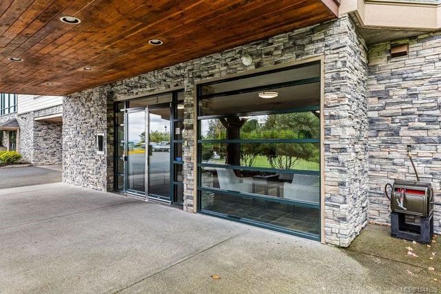 3 of 43 - 2676 Island Hwy S 305, Campbell River, BC