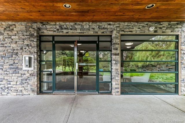 4 of 43 - 2676 Island Hwy S 305, Campbell River, BC