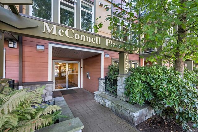 2 of 33 - 655 Goldstream Ave 214, Langford, BC
