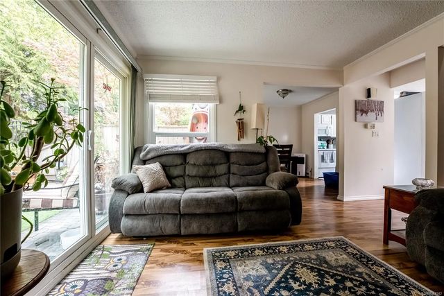 2 of 32 - 1184 Clarke Rd 14, Central Saanich, BC